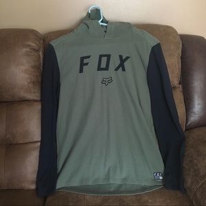 Fox lightweight sweater